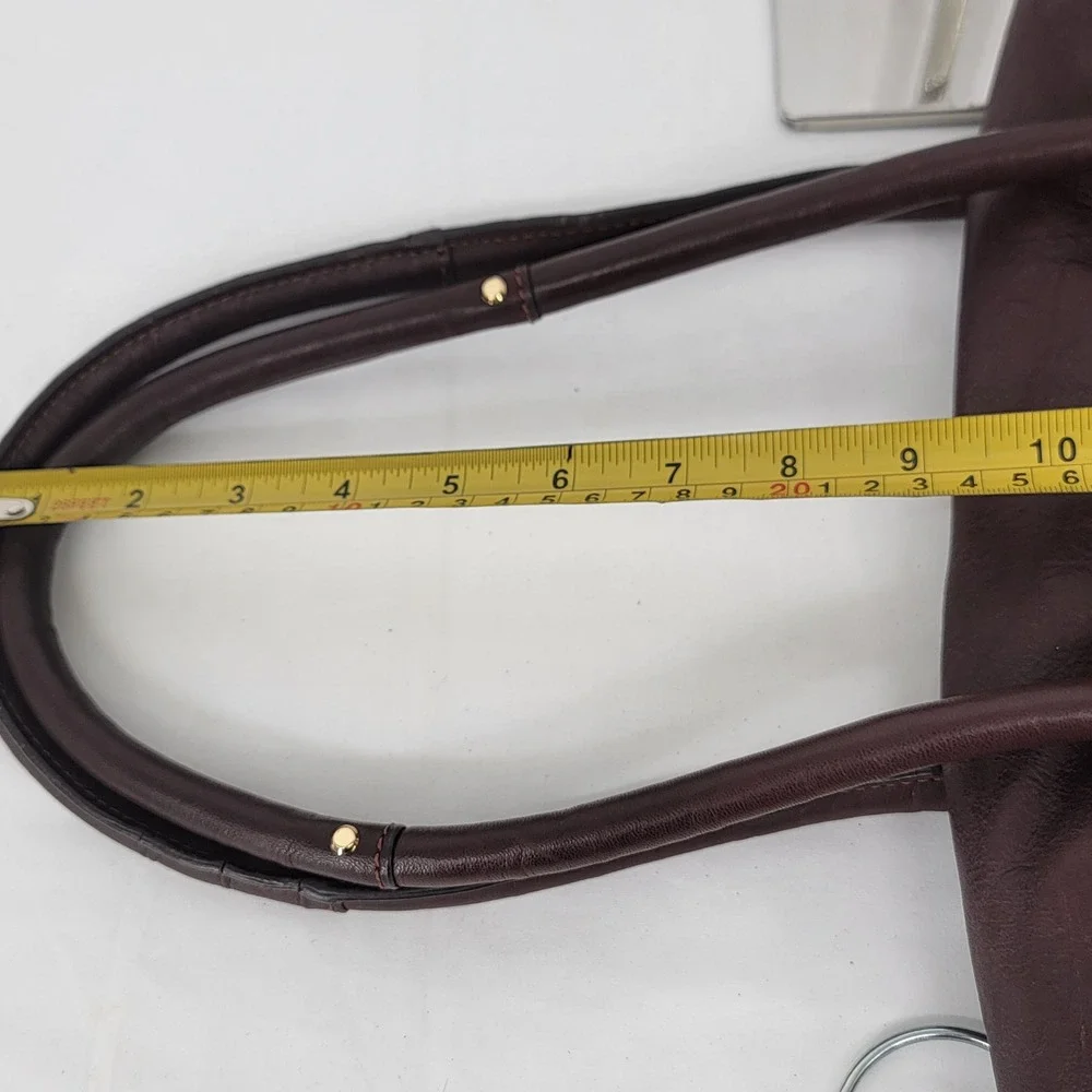 B. Makowsky Burgundy Leather Shoulder Bag Turn Lock Gold Hardware Satchel - Picture 13 of 13